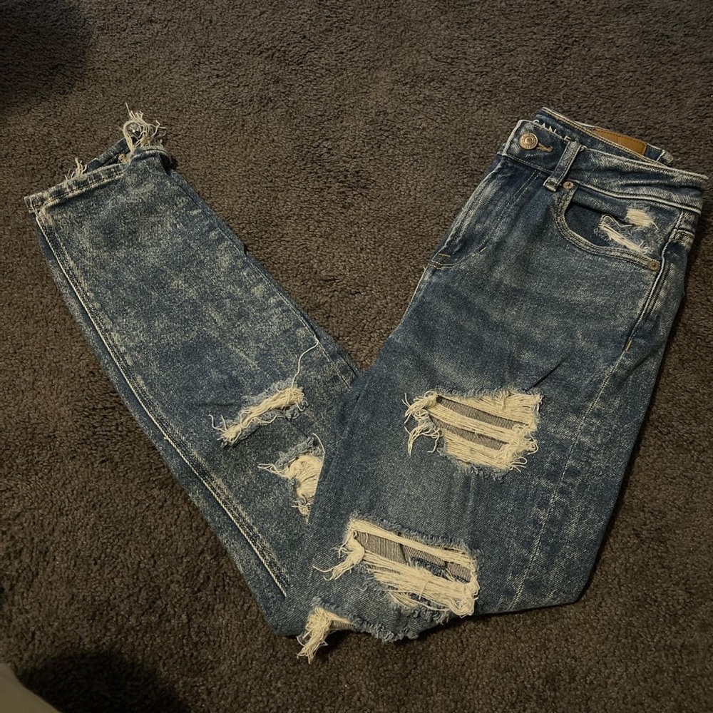 American Eagle Mom Jean